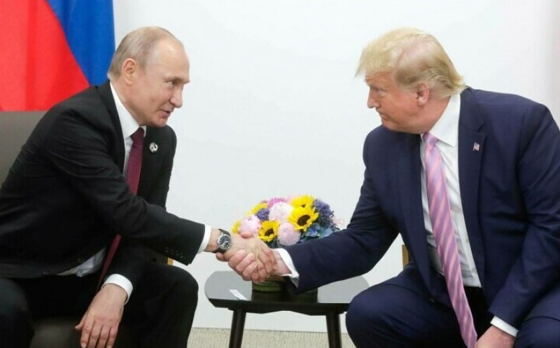 Donald Trump afirmă că pregăteşte o întâlnire cu Vladimir Putin pentru a discuta despre războiul din Ucraina