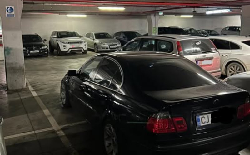 RUPE-ŢI PERMISUL! Categoria - parcat în Cluj. "Păcat că nu s-a pus la mijlocul crucii, că atunci ocupa 4 locuri"