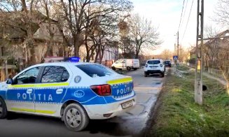 Mamă şi fiu găsiţi MORŢI în casa în care locuiau, cu multiple urme de violenţă, inclusiv lovituri şi tăieturi