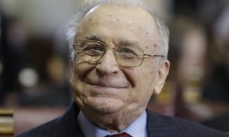 Ion Iliescu va fi audiat acasă de procurori în dosarul Mineriadei / Petre Roman s-a prezentat deja la Parchetul General / Gelu Voican Voiculescu a cerut o reprogramare