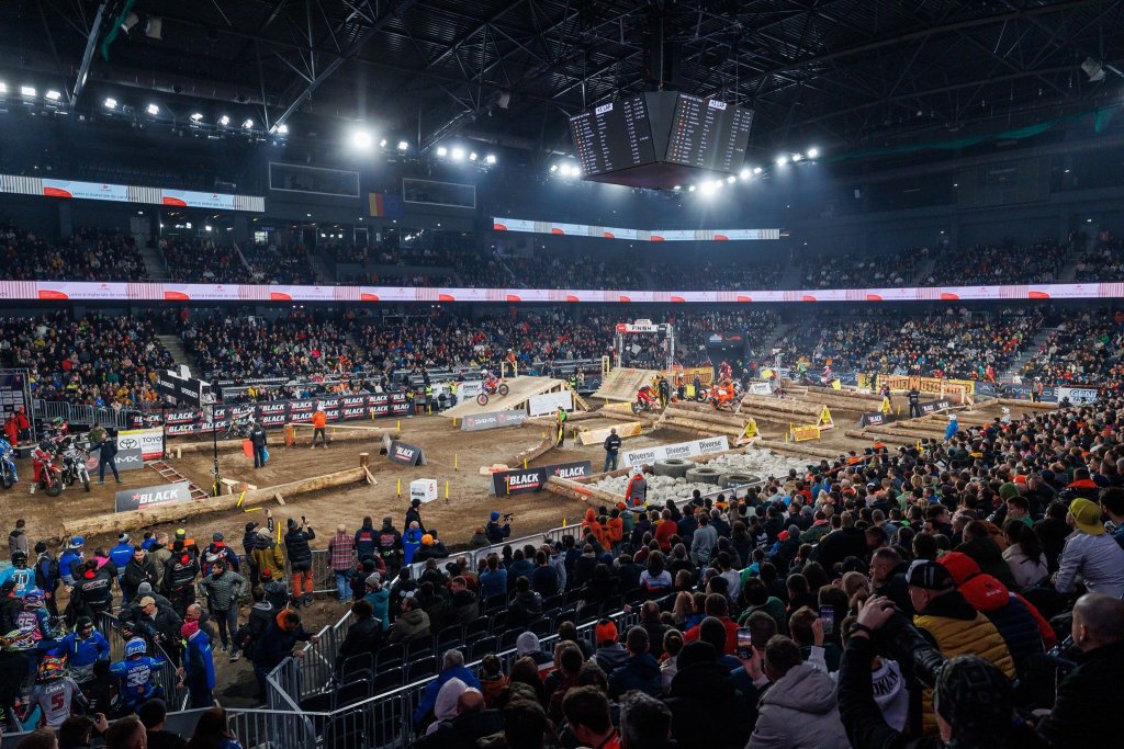 Clujul, gazda celei de-a treia etape a Campionatului Mondial FIM de SuperEnduro / Evenimentul a reunit cei mai talentați rideri din întreaga lume