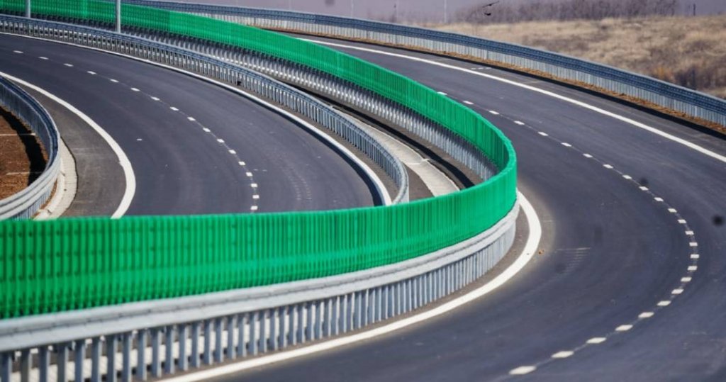 Se pun la cale noi conexiuni de transport  între România și Ungaria: Se construiesc două Drumuri Expres și un pod