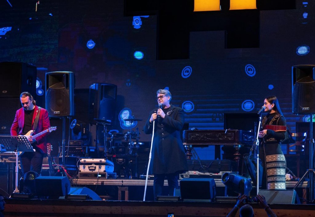 Fuego și alte personalități ale muzicii populare concertează la Cluj, cu ocazia Zilei Unirii Principatelor Române