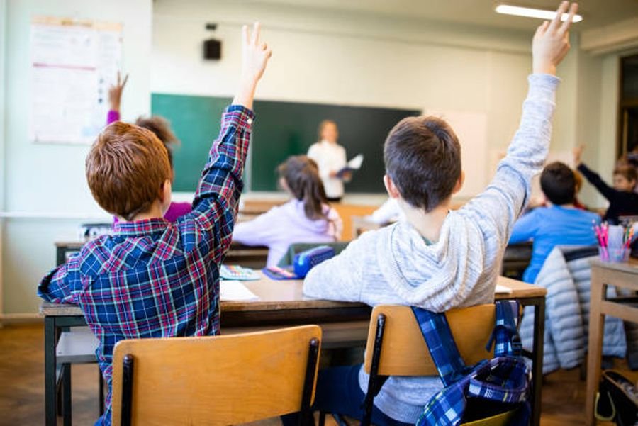 Săptămână scurtă pentru elevi și profesori: Urmează minivacanța de Mica Unire