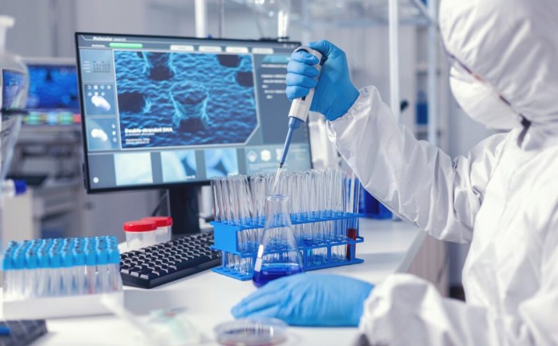 UE vrea să interzică „substanțele chimice veșnice” în produsele de consum. Cancerul, printre bolile legate de PFAS