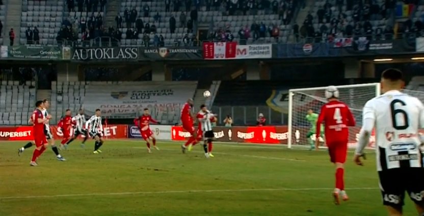 CCA dă dreptate arbitrilor de la "U" Cluj - Gloria Buzău. Ce a transmis Kyros Vassaras