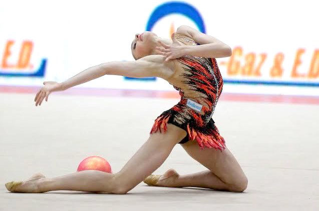 6 gimnaste din România povestesc cum au fost terorizate fizic și psihic de antrenori: „Proastă, țărancă, grasă, vacă...” / „Bătute, ciupite, jignite” / „Mediu toxic”