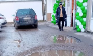 Inaugurare cu baloane în Mănăștur, printre GROPI și BĂLTOACE