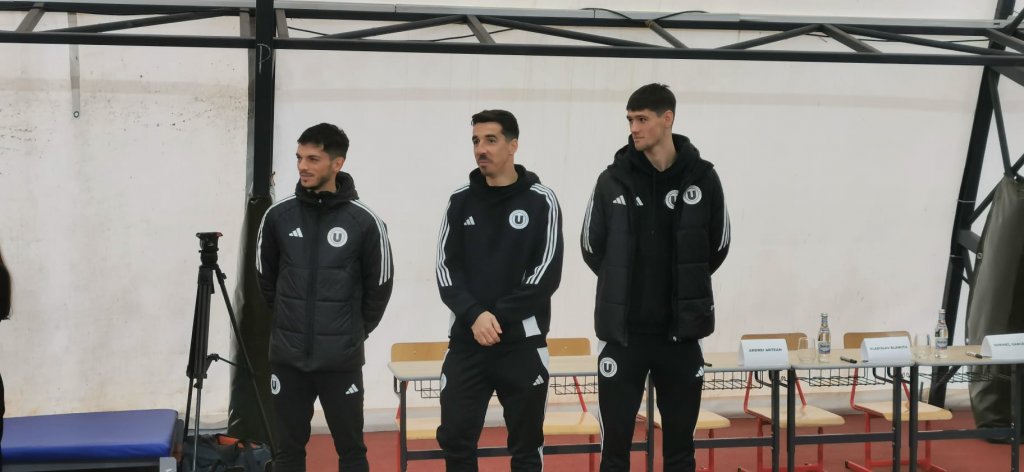 "Studenții" au dat gazonul pe sala de sport. Artean, Blănuță și Oancea s-au întâlnit cu elevii clujeni