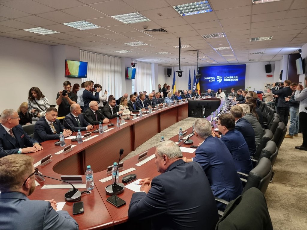 Demisii în lanț la CJ Cluj. Deja foștii consilieri merg la mai bine