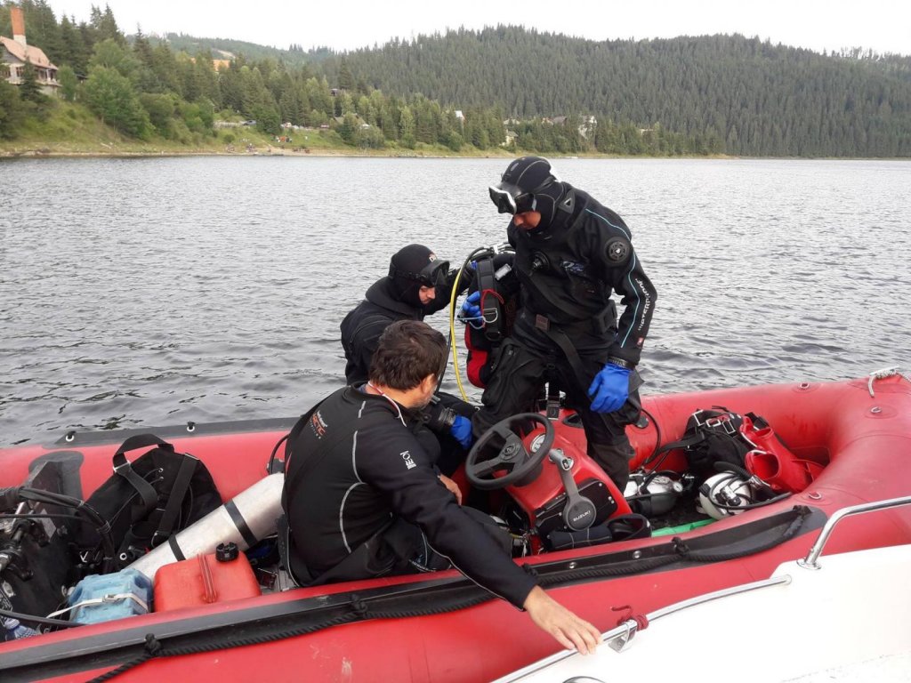 Descoperire macabră: Un cadavru a fost găsit în lacul Gilău
