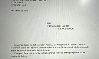 "Referitor la gropile din Mănăștur, noi adunăm bani și cumpărăm pietriș pentru a putea circula...”