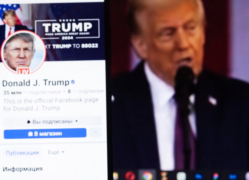 Donald Trump va primi zeci de milioane de dolari de la compania mamă a Facebook după ce a fost interzis pe rețelele de socializare