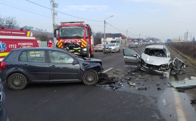 ACCIDENT rutier grav în Cluj: Două victime, prinse între fiarele mașinii