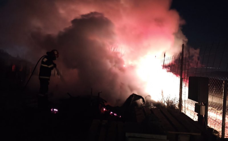 INCENDIU în Popești / De la ce a pornit focul