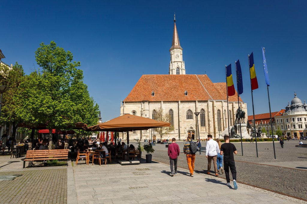 Câte locuri de muncă au fost scoase pe piață în Cluj la stat în prima lună a anului. Județul e în topul angajărilor