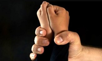 9 ani de închisoare, pentru călugărul care a violat doi copii de 10 şi 13 ani / Prima instanţă îl achitase pe monah