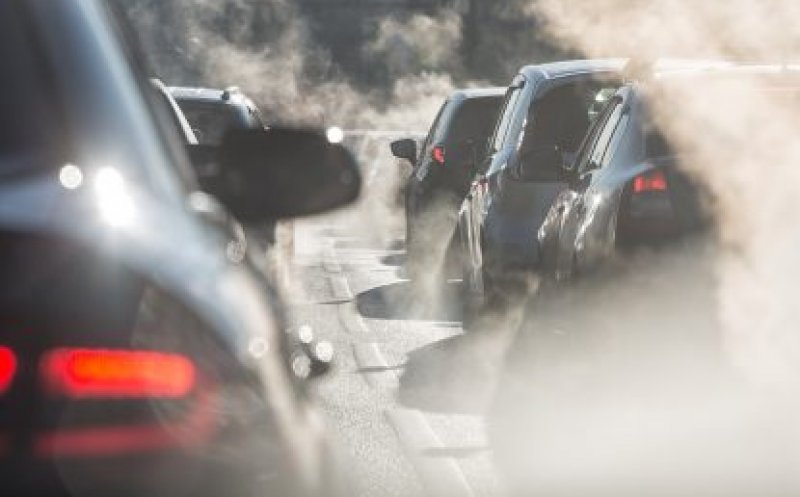 Mare atenție, șoferi! Taxa auto pentru poluare revine în România / Milioane de mașini sunt vizate