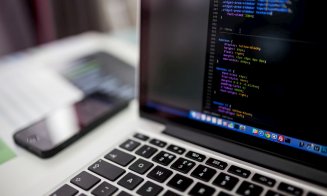 IT-iştii nu se prea "înghesuie" la CNAS. Din cinci posturi, sunt ocupate doar două/ Ce salariu se oferă