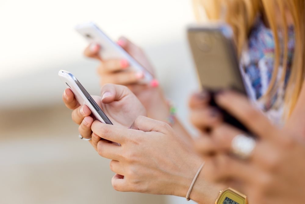 Peste 84% dintre adolescenții care au TikTok au primit conținut politic în perioada alegerilor
