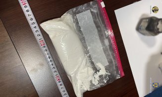 Traficant de droguri prins în flagrant la Cluj-Napoca cu cocaină. Ce au mai descoperit polițiștii