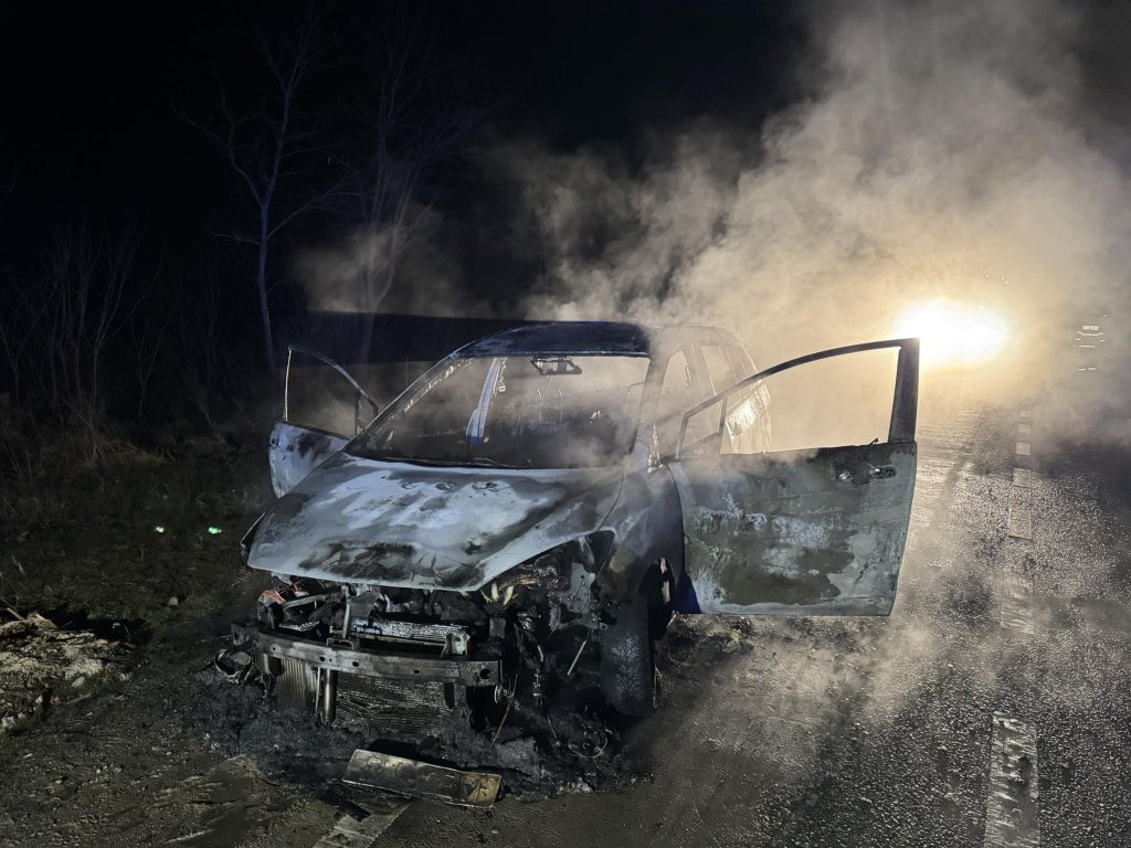 Preotul care a vrut să fie preşedinte, suspectat că și-a incendiat singur mașina / "Calul Troian" al Rusiei?