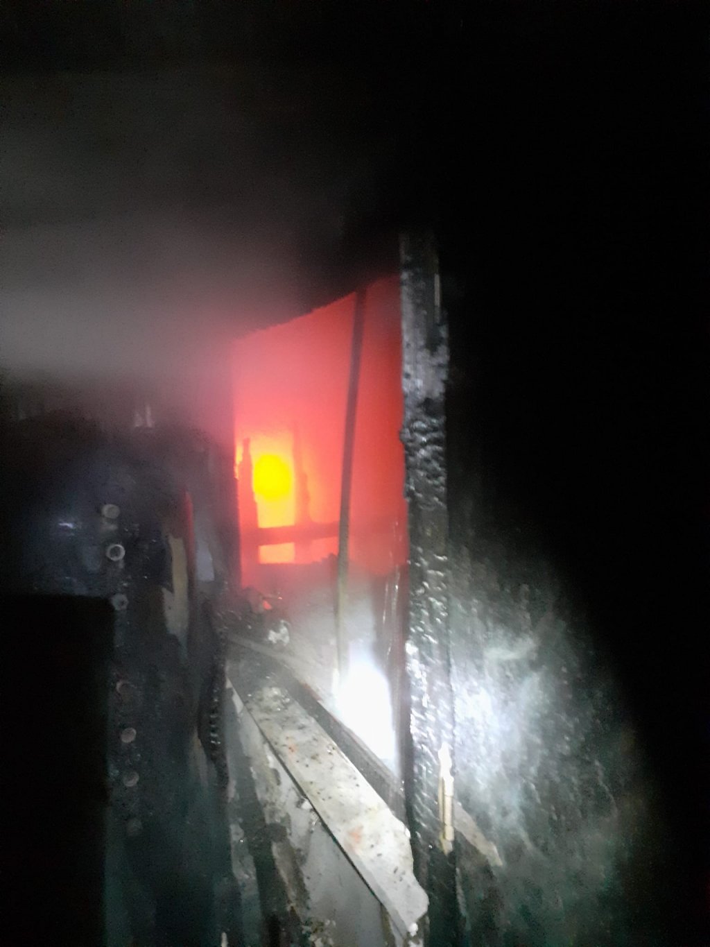 INCENDIU în judeţul Cluj / Butelie de gaz evacuată din gospodărie în timpul intervenţiei