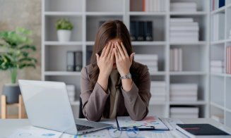 Companie de IT din Cluj, obligată să plătească despăgubiri de mii de euro unei angajate care a intrat în burnout
