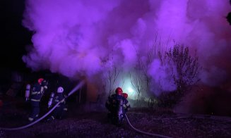 INCENDIU în Cluj-Napoca: Și-au distrus casa cu mâncarea uitată pe foc
