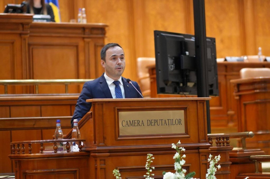 Clujeanul Ovidiu Cîmpean îi face praf pe cei de la AUR, SOS și POT: „Românii îi vor judeca pentru trădare pe acești falși patrioți pro-Georgescu”