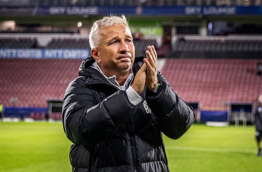 Dan Petrescu nu va sta pe bancă la meciul CFR Cluj - Petrolul. Antrenorul trece prin clipe grele / "Fii puternic, Mister!"