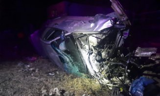 Accident grav produs noaptea trecută în Cluj: Un tânăr a fost transportat la spital