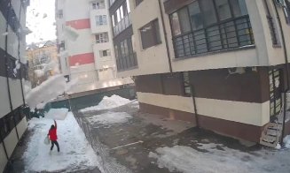 Ucisă la doar 35 de ani de ţurţurii de gheaţă căzuţi de pe acoperişul unui bloc