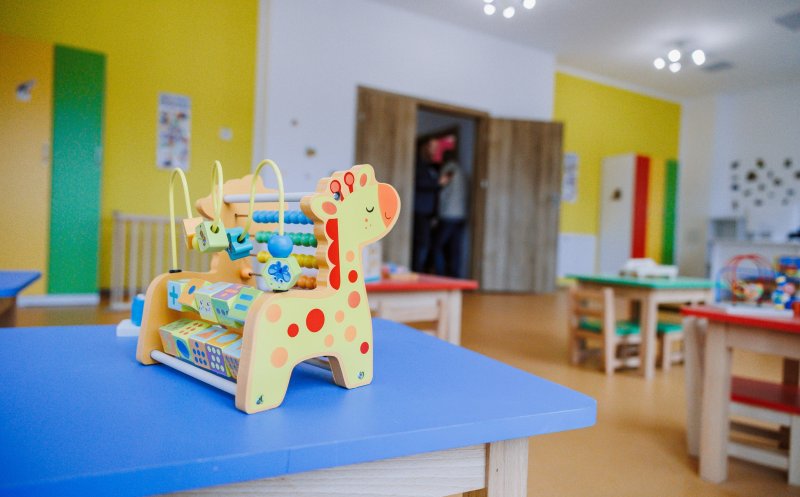 Ministrul Cseke Attila: În judeţul Cluj construim zece noi creşe, cu 560 de locuri