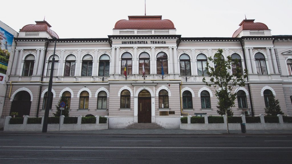 UTCN organizează prima ediție a concursului „Construcțiile Viitorului”. Elevii premianți vor fi admiși cu nota 10 la Facultatea de Construcții
