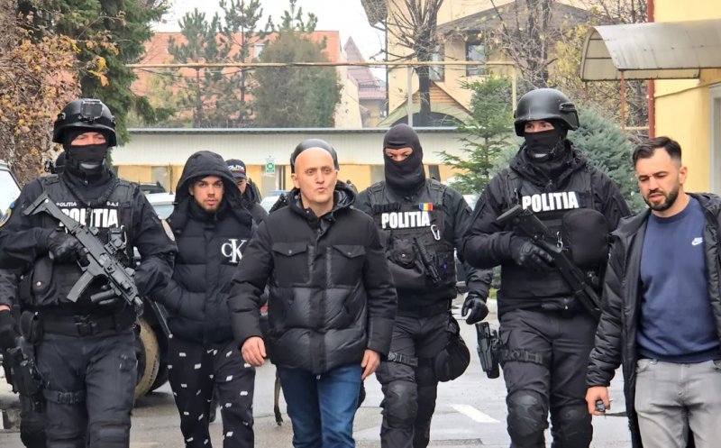 Horațiu Potra, fiul și fratele lui au primit mandate de arestare în lipsă. 16 membri ai grupării de mercenari au fost arestați preventiv