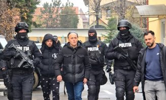 Horațiu Potra, fiul și fratele lui au primit mandate de arestare în lipsă. 16 membri ai grupării de mercenari au fost arestați preventiv
