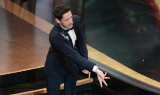 Adrien Brody și-a scos guma din gură și i-a aruncat-o iubitei sale înainte de a-și ridica Oscarul