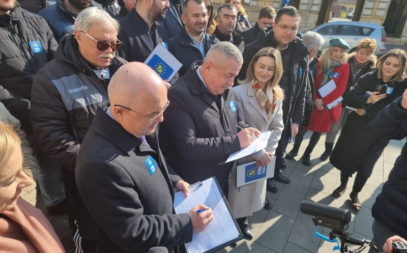 Cât vor plăti liberalii clujeni pentru campania lui Crin Antonescu. Diferență uriașă față de campania lui Ciucă