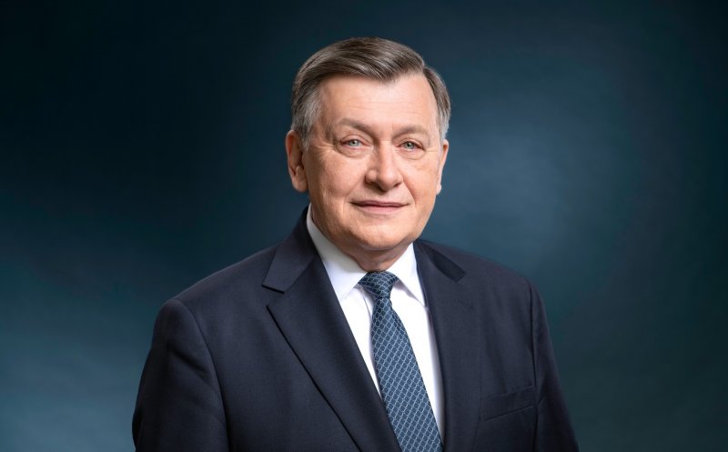Oficial! Când își depune Crin Antonescu candidatura pentru alegerile prezidențiale