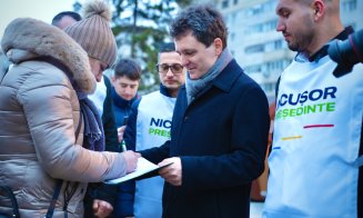 Nicuşor Dan şi-a depus candidatura la alegerile prezidenţiale: „Vocea oamenilor se va auzi mult mai mult decât vocea politicienilor”