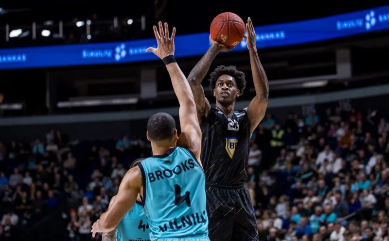 Deshawn Stephens a reușit una dintre cele mai spectaculoase acțiuni ale săptămânii în EuroCup