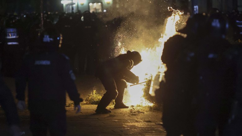 REPER a depus lângere penală împotriva lui Georgescu, Simion și Horaţiu Potra, pentru instigare publică şi ultraj / Și liberalii au condamnat violențele