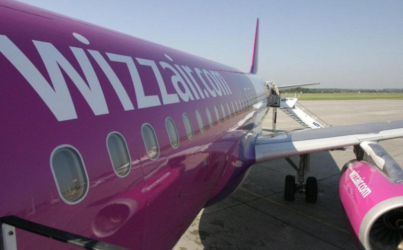 Wizz Air, SCHIMBARE majoră din 1 aprilie în ce priveşte plățile CASH la bordul aeronavelor