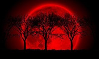 Lună „sângerie” pe cerul României! Când va avea loc spectaculosul fenomen astrologic