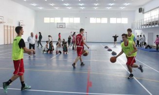 Mai multe ore de sport în școli! Deputatul Lăpușan: „Mulți elevi sunt scutiți medical fără un motiv real”