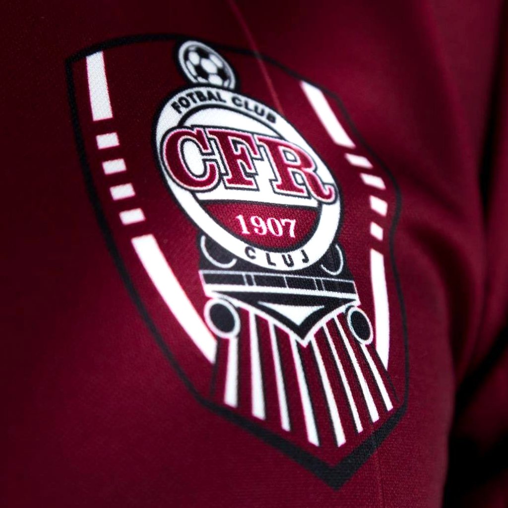 CFR Cluj, moştenire de familie. Puştiul unei legende din Gruia a semnat primul contract de fotbalist profesionist