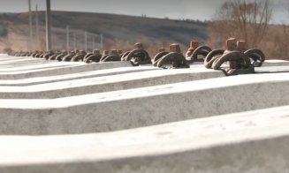 Întârzieri în modernizarea căii ferate Cluj-Oradea / România riscă să piardă milioane de euro