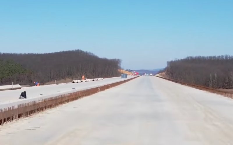 UMB a ajuns la 70% pe Zimbor-Poarta Sălajului. Data la care ar putea fi dată în trafic bucata de autostradă
