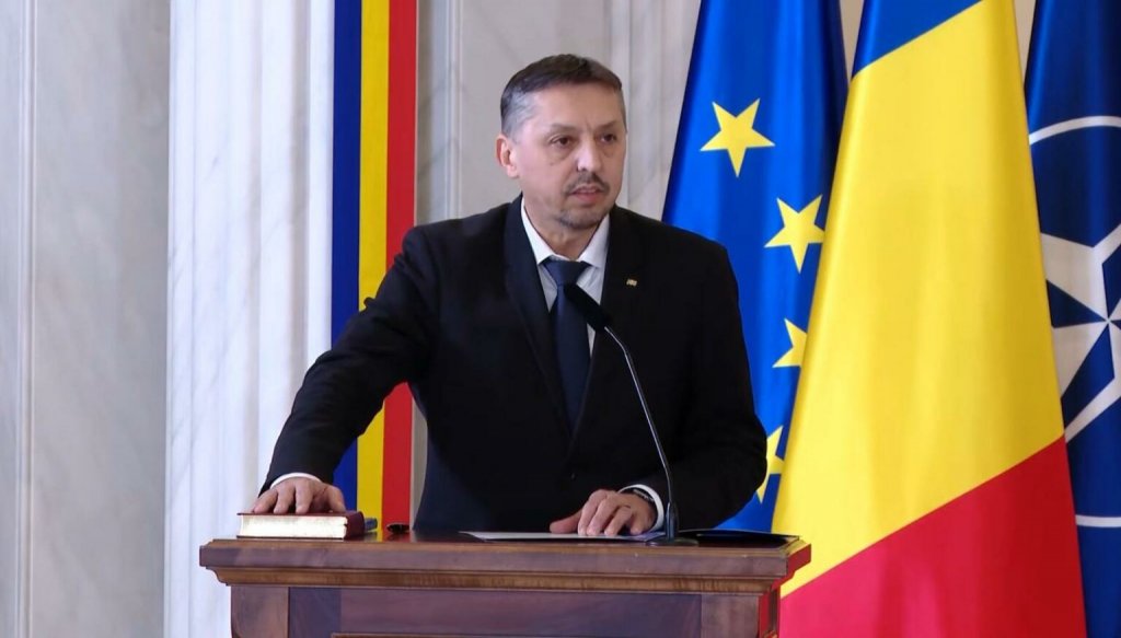Daniel David, mesaj în legătură cu rețele sociale: "Tehnologia e aici. E o mare greşeală să o interzicem"